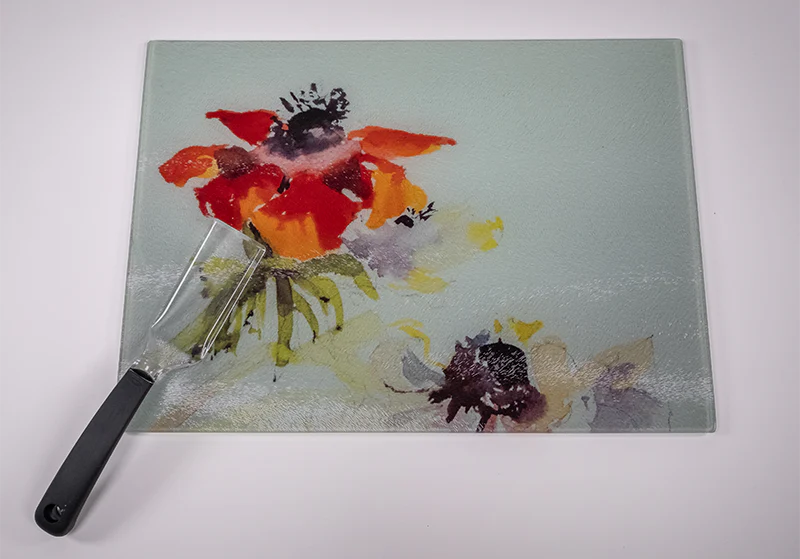 GCB-B YT TEMPERED GLASS CUTTING BOARD 30X40CM -GLA21808